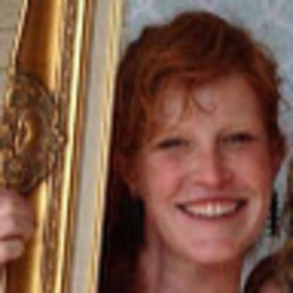 Meet your Posher, Julia